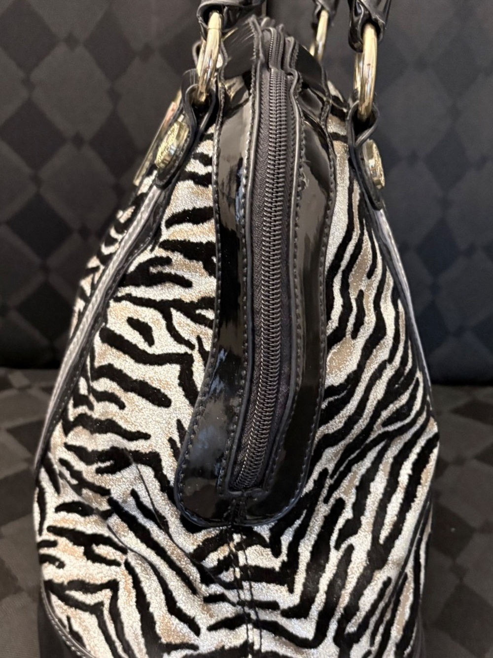 Betsey Johnson Purse - Picture 3 of 6